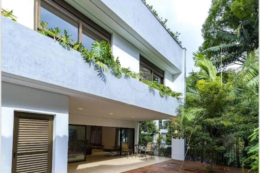 Casa à venda com 3 quartos, sendo 2 suítes, no condomínio Residencial Erika, São Paulo - SP