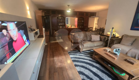 Apartamento à venda com 4 quartos, sendo 1 suíte,  em Tijuca, Rio de Janeiro, RJ
