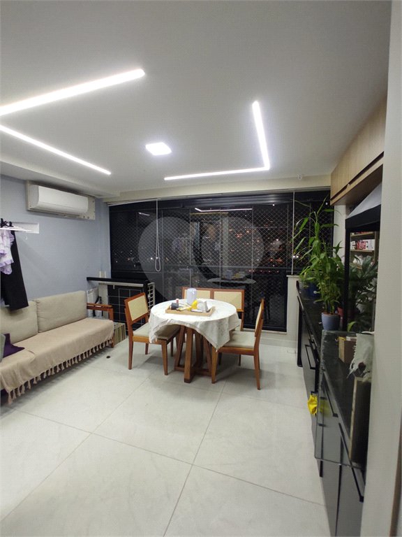 Apartamento à venda com 3 quartos, sendo 2 suítes, em Barra Funda, São Paulo, SP