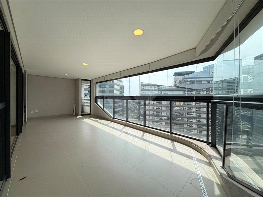 Apartamento à venda com 3 suítes em Chácara Santo Antônio (zona Sul), São Paulo, SP
