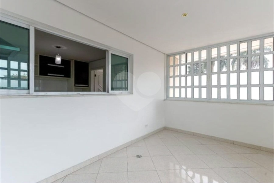 Sobrado à venda com 4 suítes em Vila Albertina, São Paulo, SP