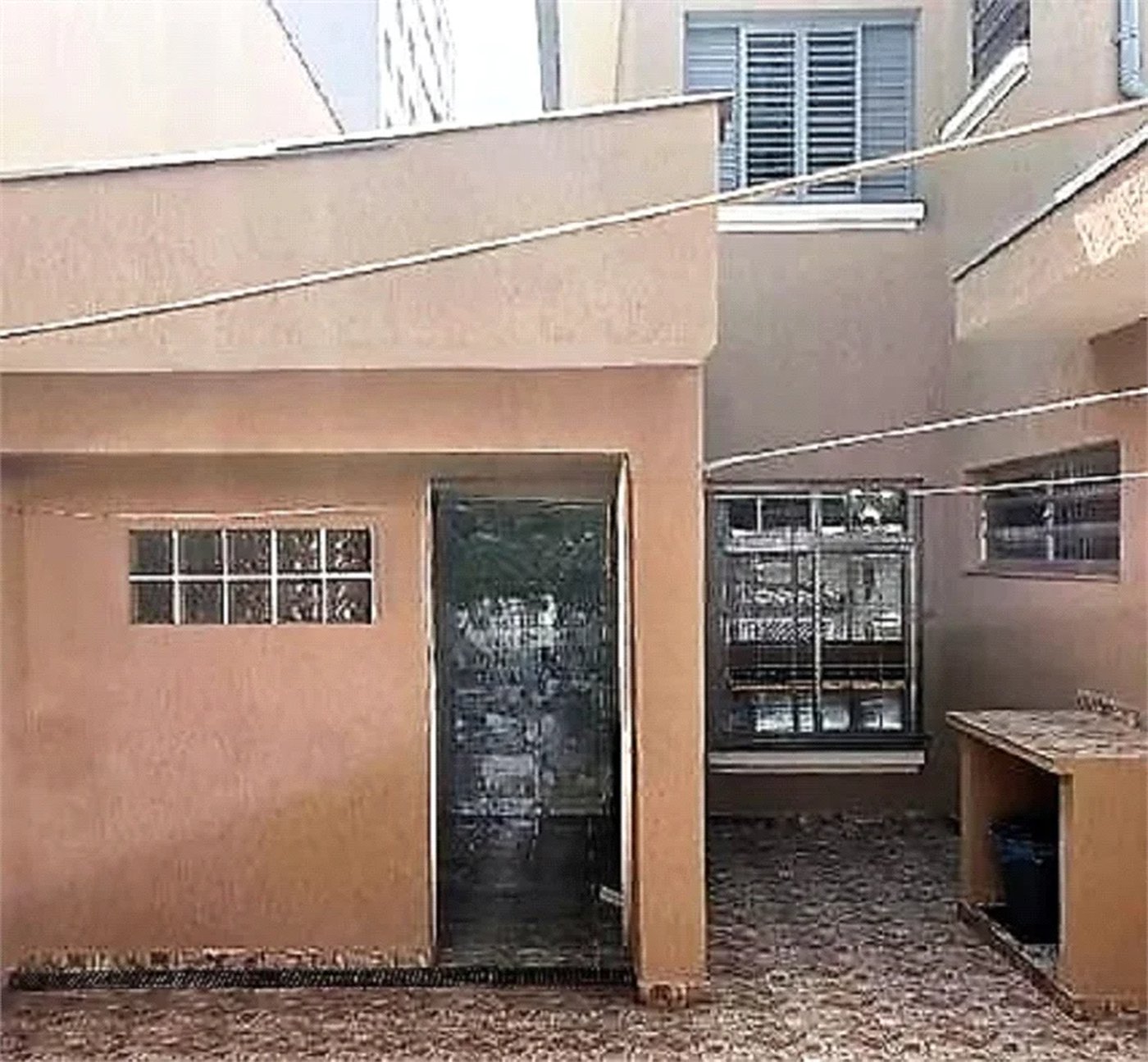 Sobrado à venda com 4 quartos, sendo 1 suíte,  em Alto da Lapa, São Paulo, SP