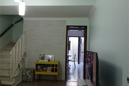 Sobrado à venda com 3 quartos, sendo 1 suíte, em Jardim Humaitá, São Paulo, SP