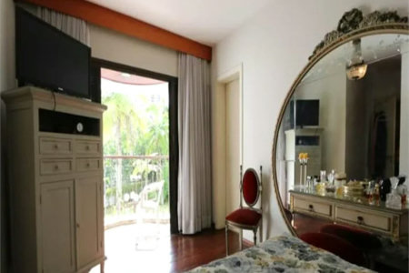 Apartamento à venda com 4 quartos, sendo 3 suítes,  em Vila Andrade, São Paulo, SP