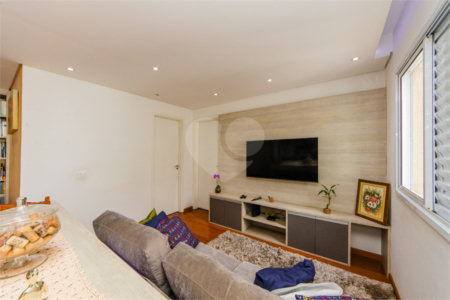 Apartamento à venda com 3 quartos, sendo 2 suítes,  em Tatuapé, São Paulo, SP