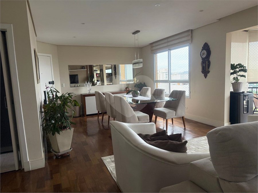 Apartamento à venda com 3 suítes em Vila Suzana, São Paulo, SP