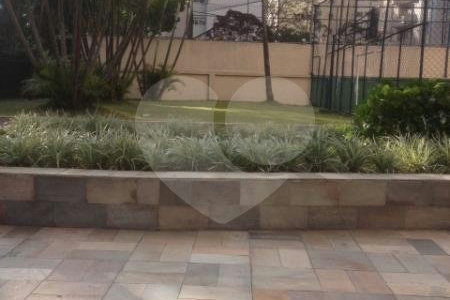 Apartamento à venda com 3 quartos em Vila Sofia, São Paulo, SP
