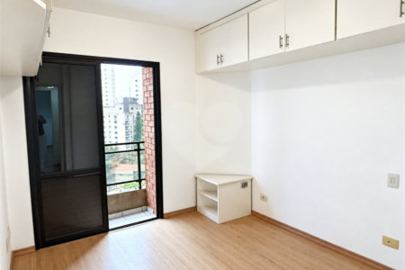 Apartamento à venda com 3 quartos, sendo 1 suíte, em Brooklin, São Paulo, SP