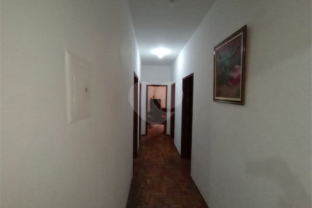 Casa à venda com 6 quartos em Vila Alves, Itapetininga, SP