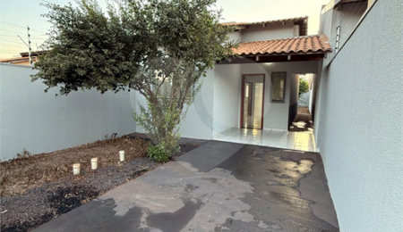Casa à venda com 2 quartos em Ikaray, Várzea Grande, MT