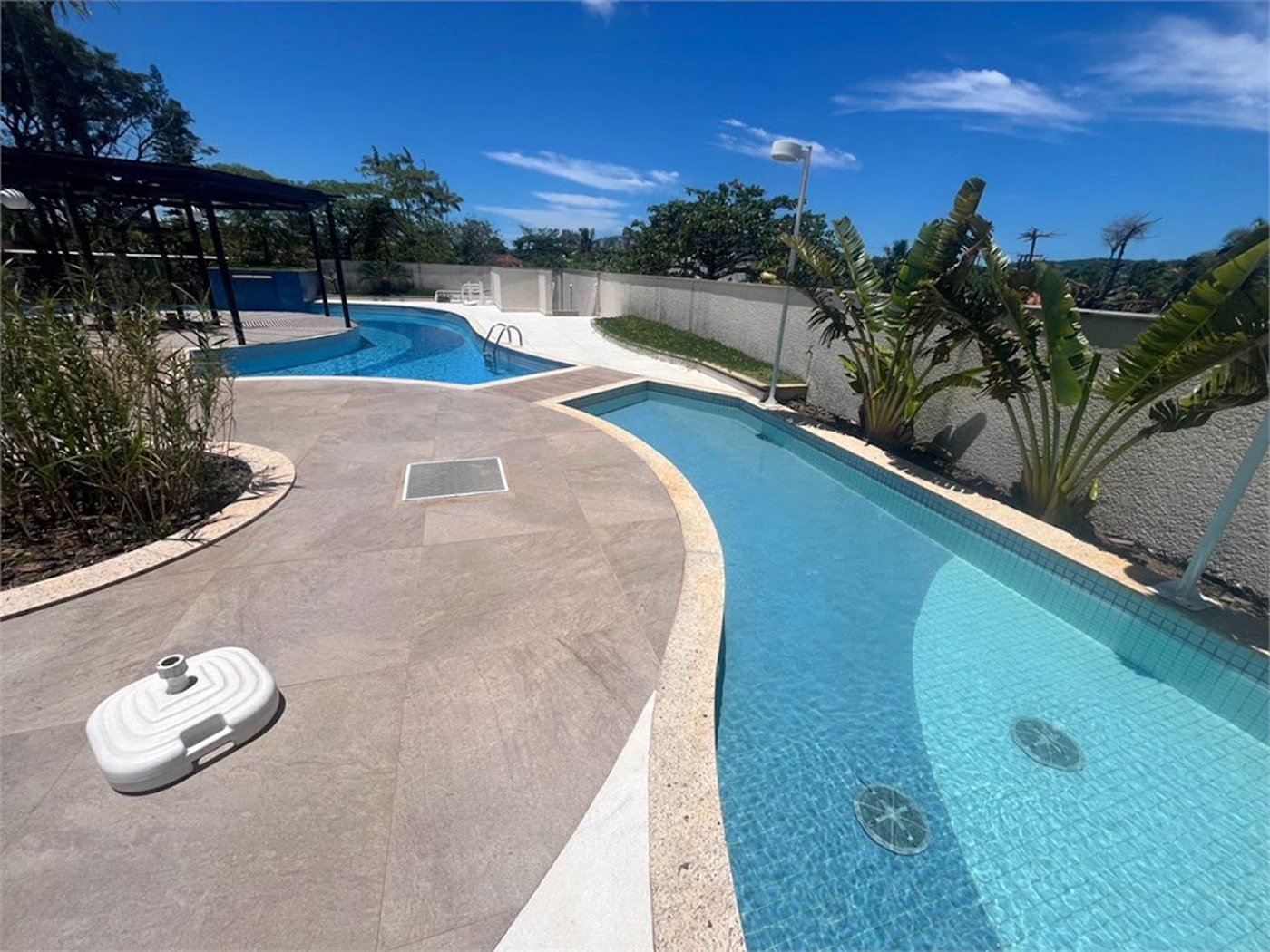 Apartamento Residencial à venda, Jardim Virginia, Guarujá - AP1310.