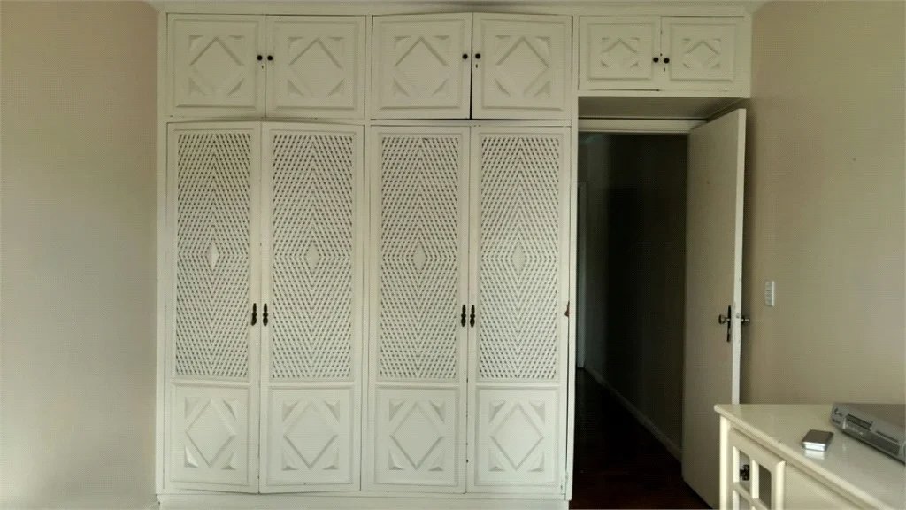 Sobrado à venda com 3 quartos, sendo 1 suíte, em Brooklin Paulista, São Paulo, SP