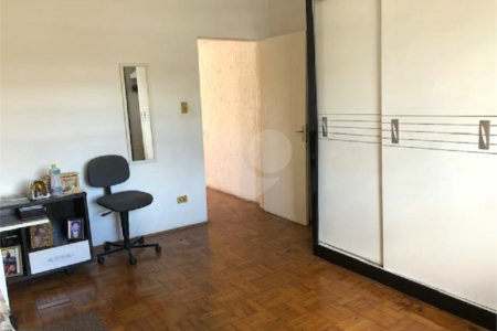 Sobrado à venda com 2 quartos em Vila Vitório Mazzei, São Paulo, SP
