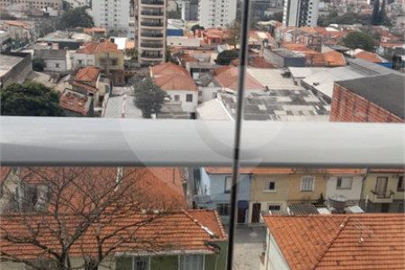 Apartamento na Mooca com 77m2 com 3 dormitórios sendo 1 suíte, 3 banheiros, 2 vagas de garagem