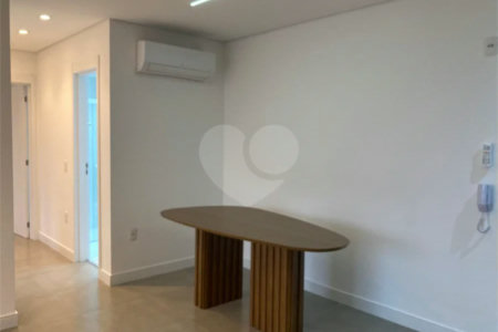 Apartamento Campo Belo 2 dormitórios, lazer completo