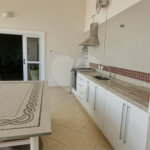 Lindo sobrado com 4 suites e piscina à venda, 365m², por R$ 2.450.000,00 no condomínio Villa Suiça, em Indaiatuba/SP.