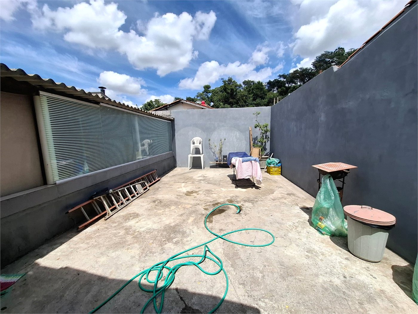 Casa à venda com 2 quartos em Popular III, Louveira, SP
