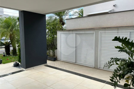Lindo Sobrado com 3 suítes, à venda, 290 m², por R$ 2.340.000,00 no condomínio Helvetia Park em Indaiatuba/SP.