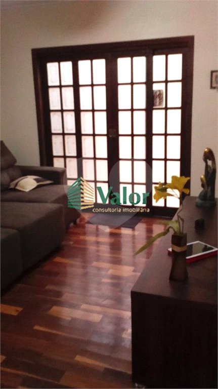 Casa Residencial Vila Monteiro (Gleba I) á venda.