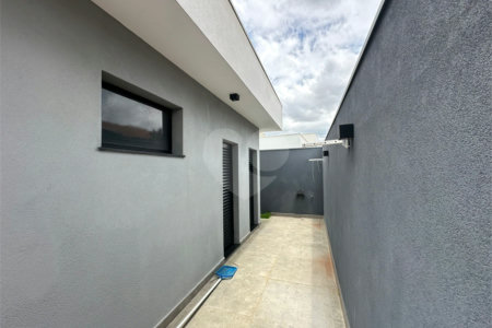 Apartamento Condomínio Montreal