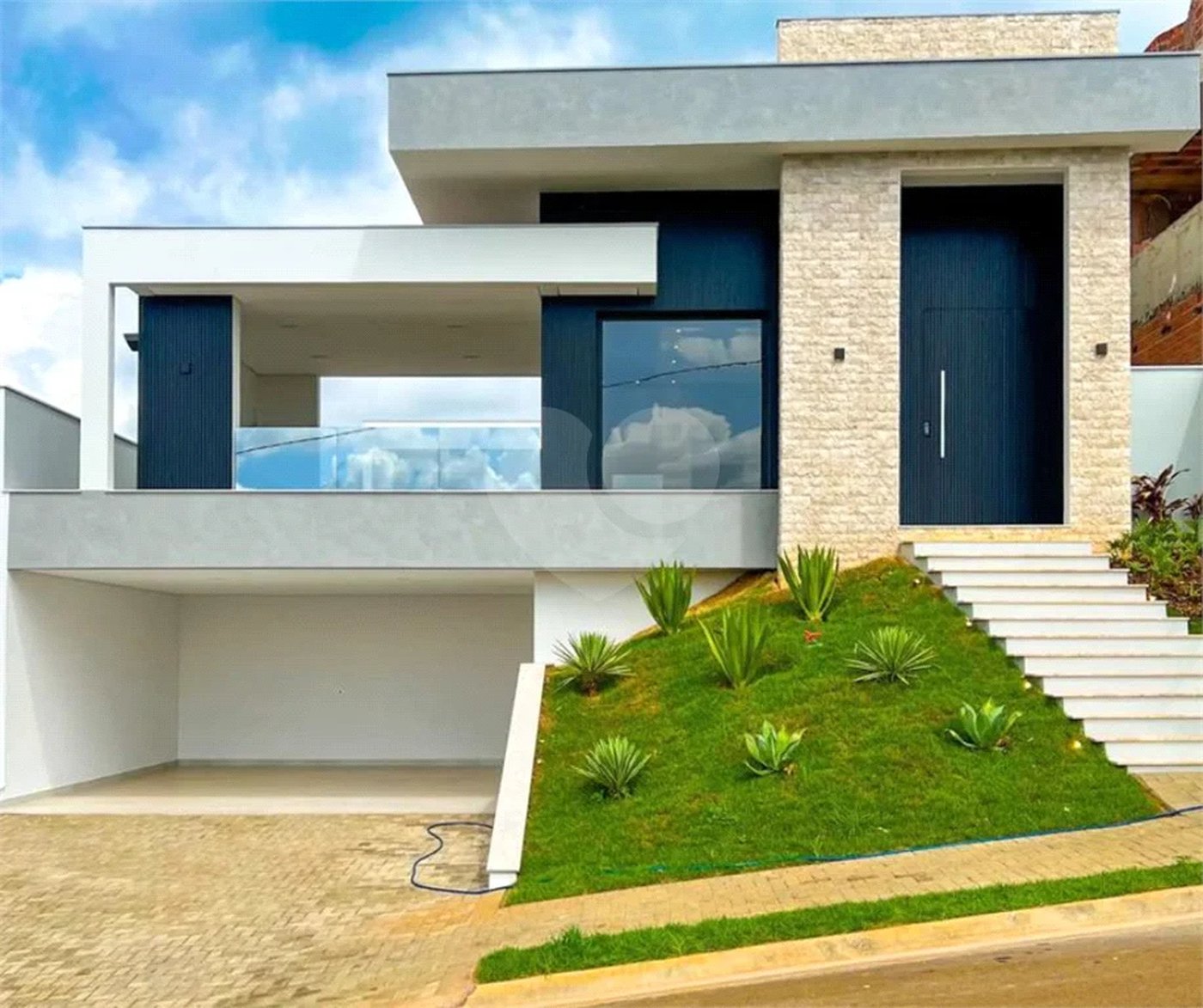 Belíssima casa à venda no Damha 2 de Piracicaba.