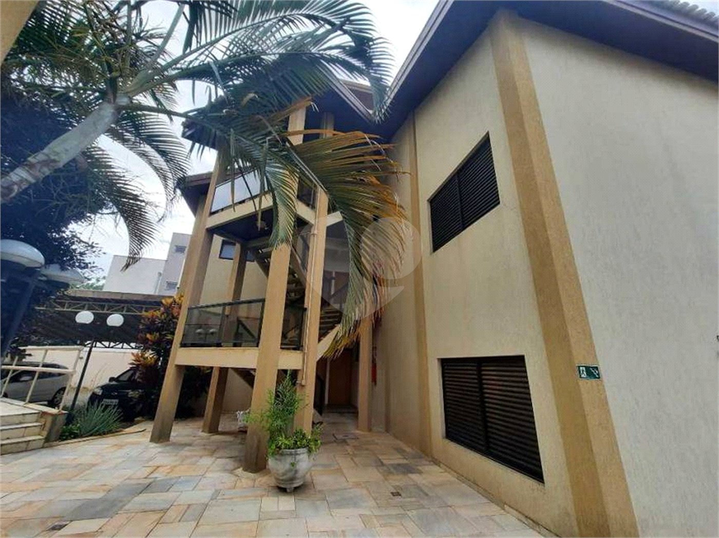 Apartamento no Condomínio Maktub.