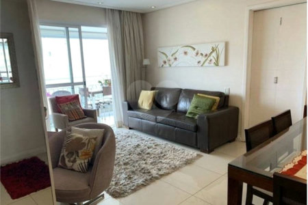 Apartamento 112m2 para venda na Mooca com 3 dormitórios. + 2 vaga. Rua Taquari.