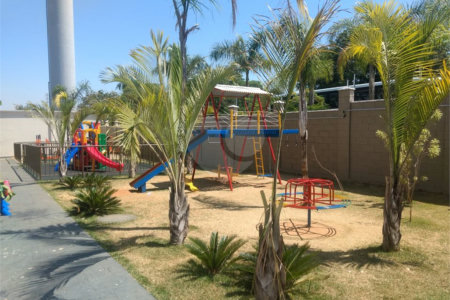 Apartamento para venda ou locação no Condomínio Monte Stella.