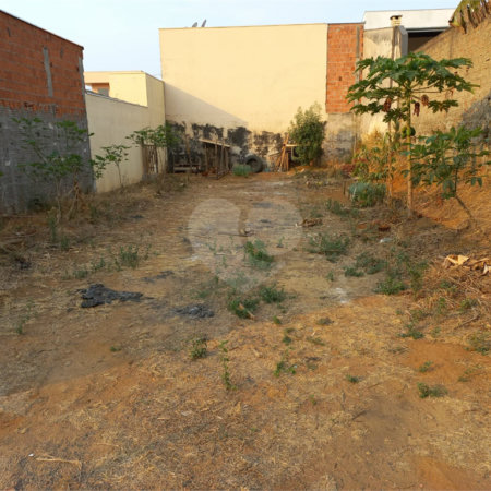 Terreno com 250,00 m² de área total. Terreno .