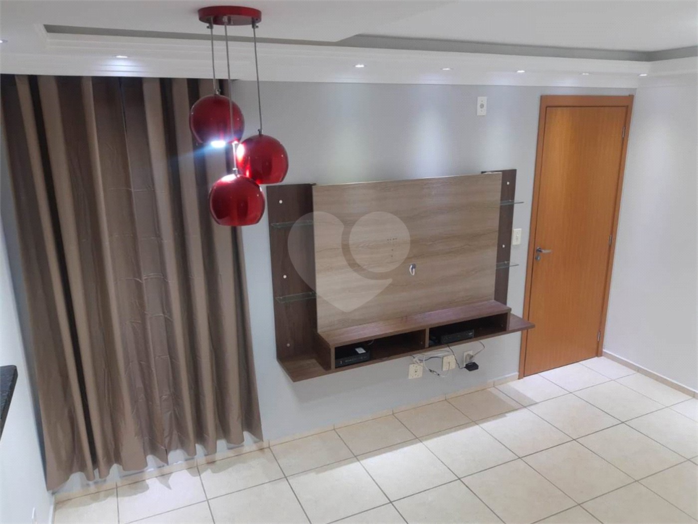 Apartamento térreo no Condomínio Residencial Monte Everest