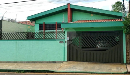 Casa à venda com 3 quartos, sendo 1 suíte,  em Jardim São Carlos, São Carlos, SP