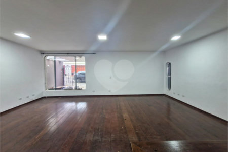 Casa à venda com 3 quartos, sendo 2 suítes, em Jardim Franca, São Paulo, SP