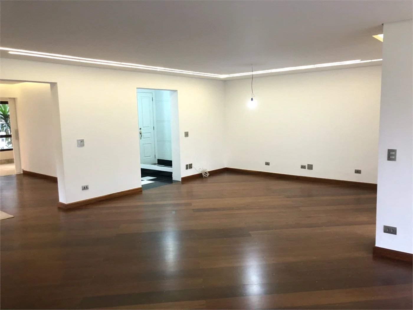 Apartamento à venda com 4 suítes em Vila Suzana, São Paulo, SP