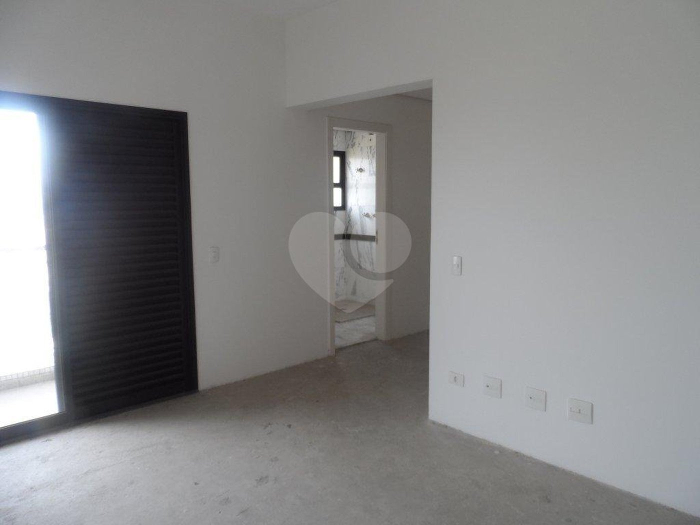 Cobertura à venda com 6 suítes em Jardim Marajoara, São Paulo, SP