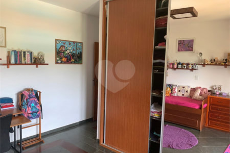 Chácara à venda com 4 quartos, sendo 2 suítes, em Parque Valinhos, Valinhos, SP