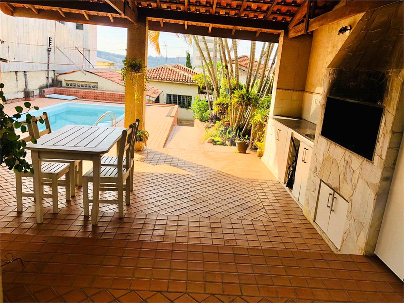 Casa à venda com 3 suítes no Centro, Atibaia, SP
