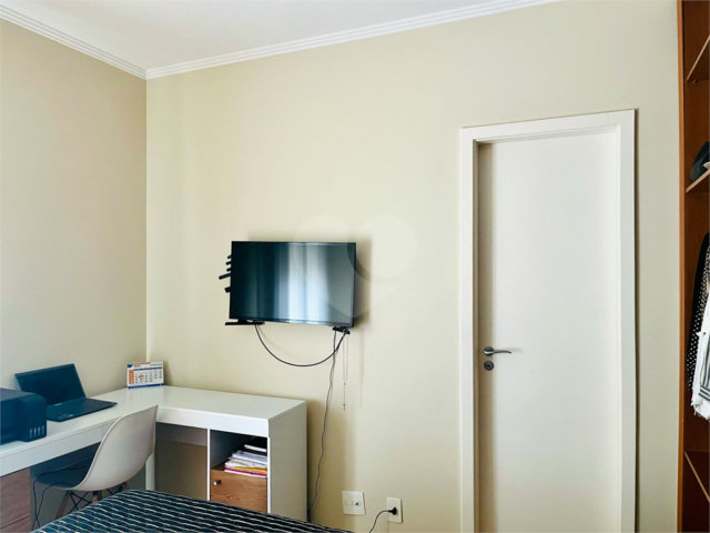 Casa à venda com 3 quartos, sendo 2 suítes,  no condomínio Res Green Villagge, São Paulo - SP