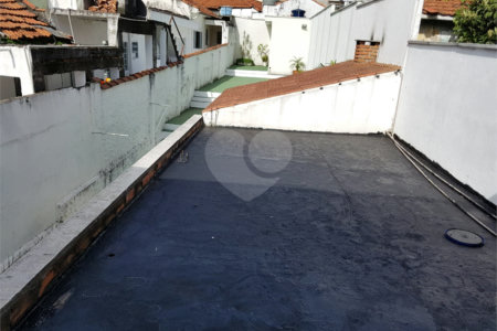 Sobrado à venda com 3 quartos em Jardim Japão, São Paulo, SP