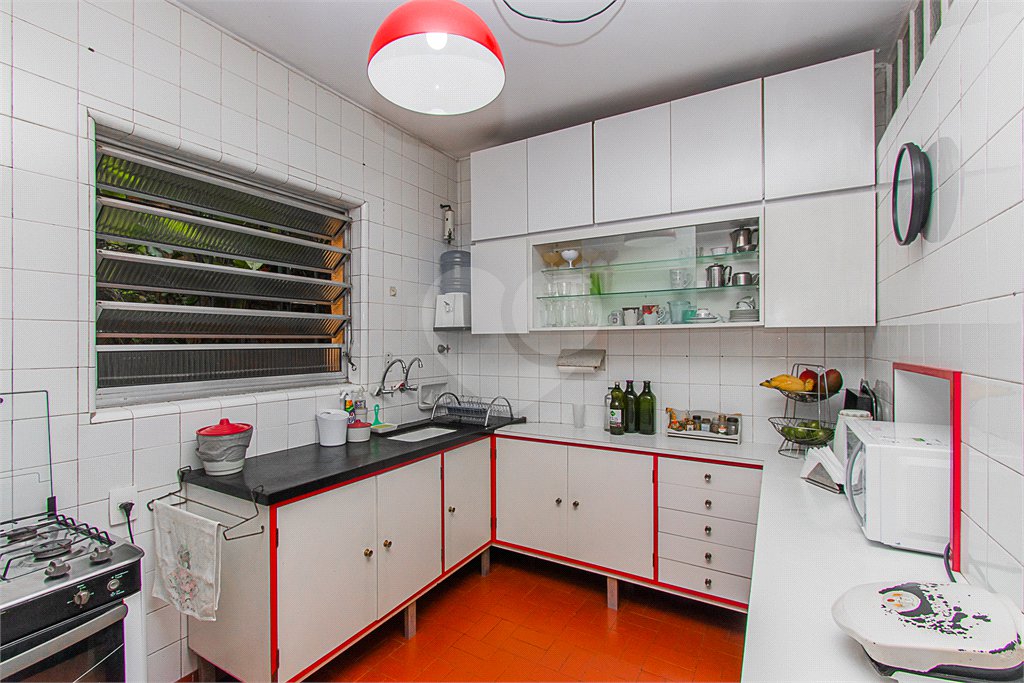 Sobrado à venda com 5 quartos em Vila Mariana, São Paulo, SP
