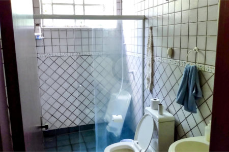 Casa à venda com 4 quartos, sendo 1 suíte, no condomínio Residencial Vale das Laranjeiras, Indaiatuba - SP