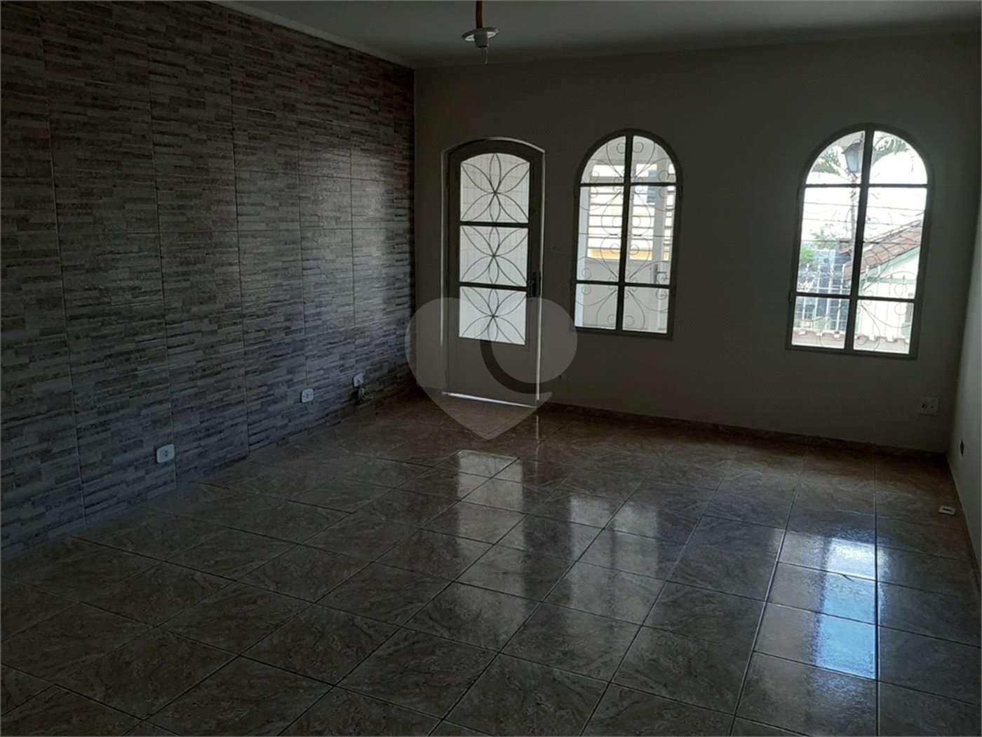 Casa à venda com 3 quartos, sendo 1 suíte,  em Vila Maria Alta, São Paulo, SP