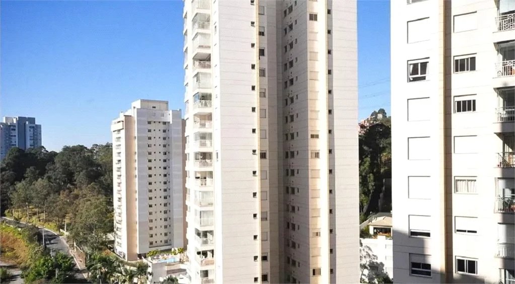 Apartamento à venda com 3 suítes em Vila Andrade, São Paulo, SP