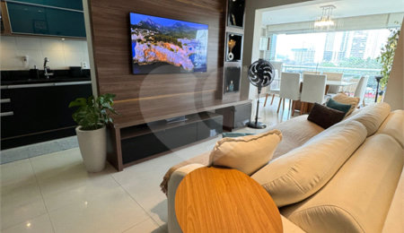 Apartamento à venda com 2 quartos, sendo 1 suíte, em Água Branca, São Paulo, SP