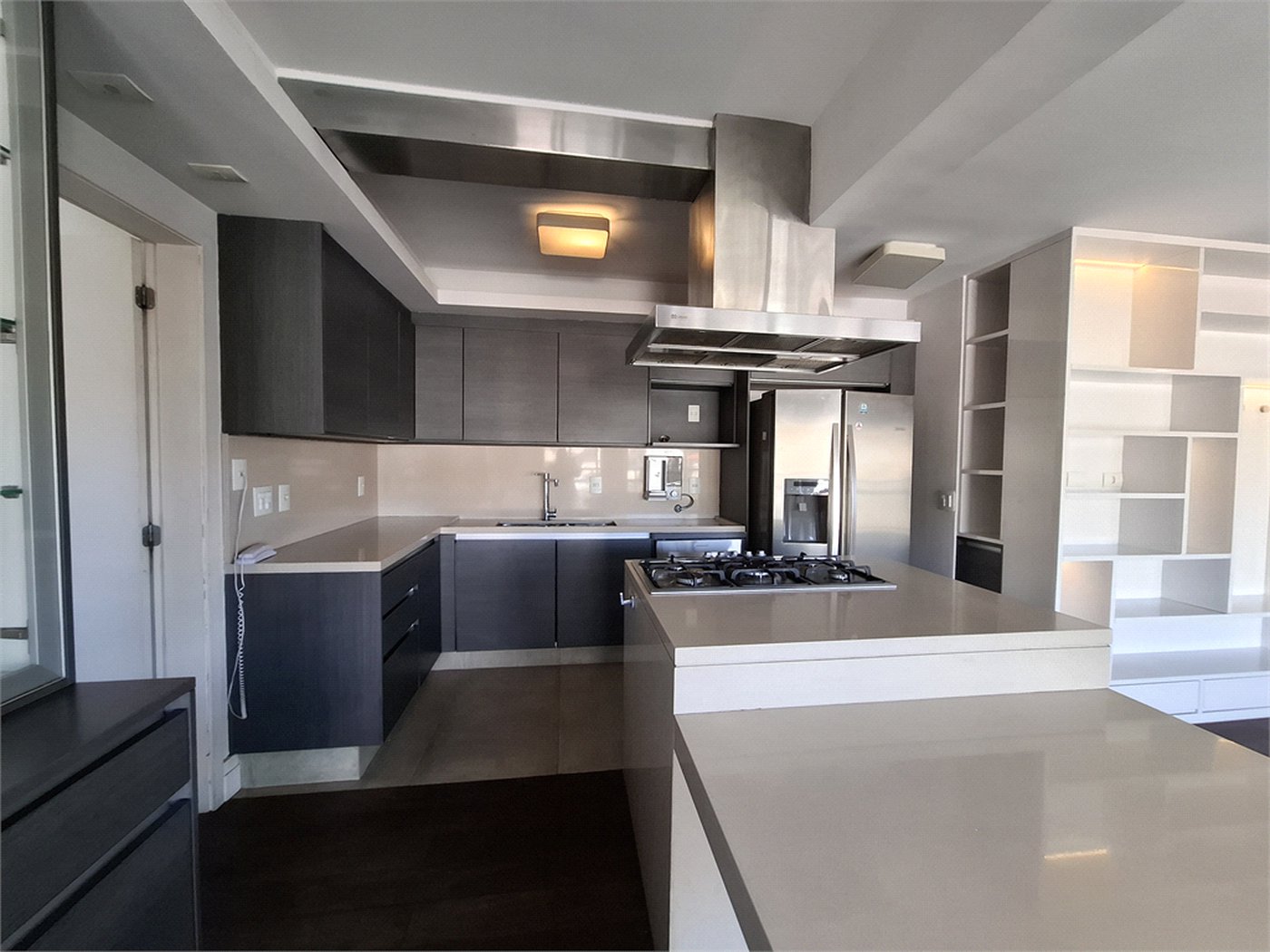 Apartamento à venda com 3 suítes em Vila Ipojuca, São Paulo, SP