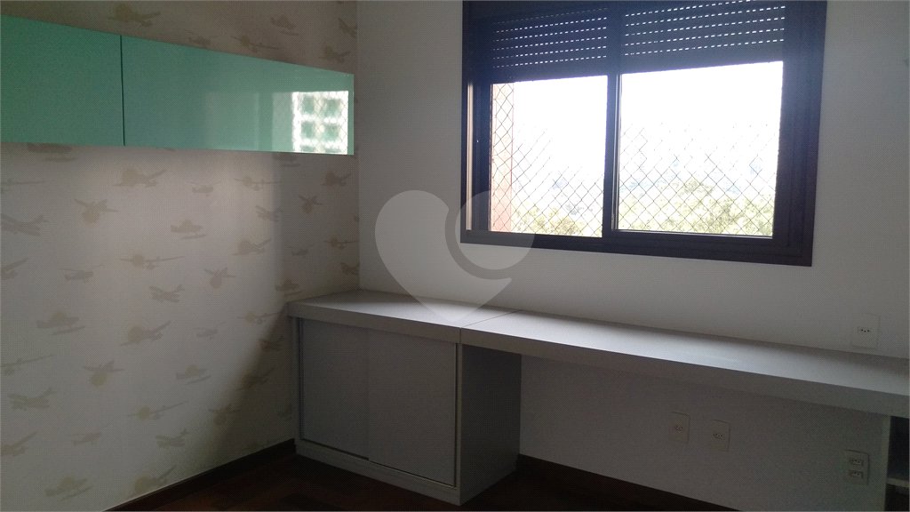 Apartamento à venda com 4 suítes em Vila Suzana, São Paulo, SP