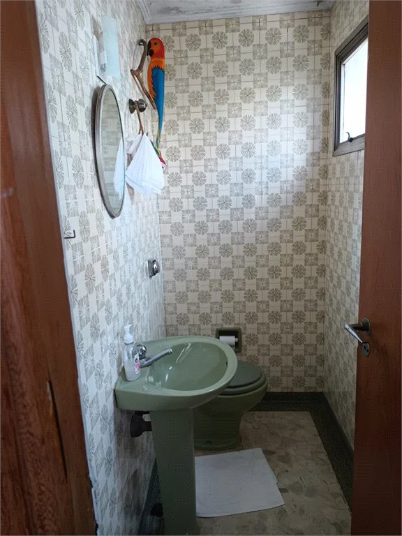 Apartamento à venda com 4 quartos, sendo 1 suíte, em Pinheiros, São Paulo, SP