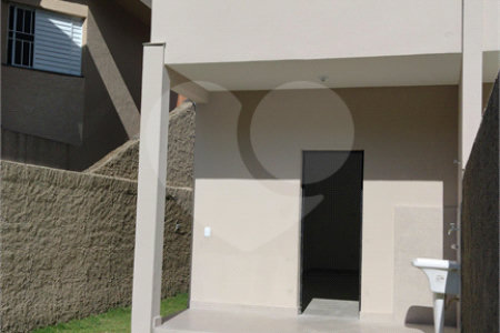 Sobrado à venda com 2 quartos, sendo 1 suíte, em Jardim Maristela II, Atibaia, SP