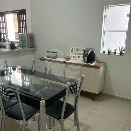 Casa à venda com 3 quartos, sendo 1 suíte,  no Centro, Mogi das Cruzes, SP