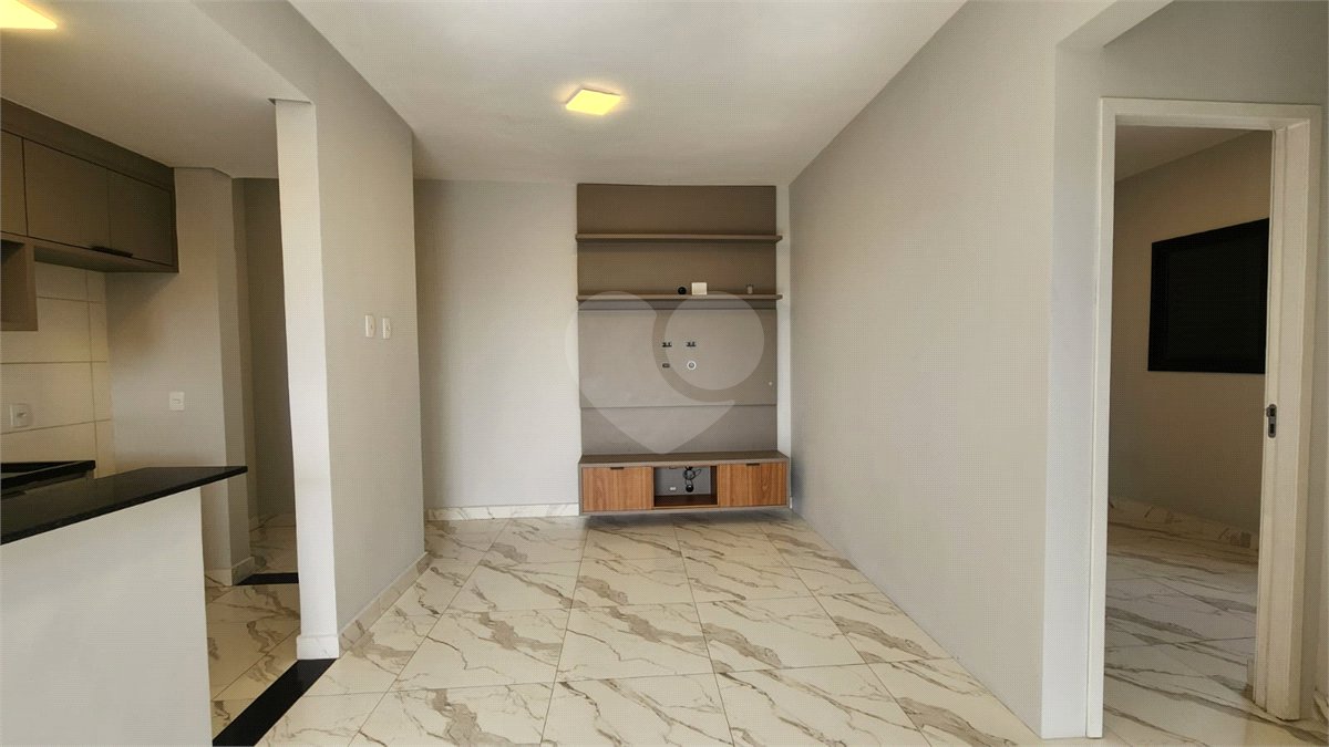 Apartamento à venda ou para alugar com 3 quartos, sendo 1 suíte,  em Chácara Nova Era, Valinhos, SP