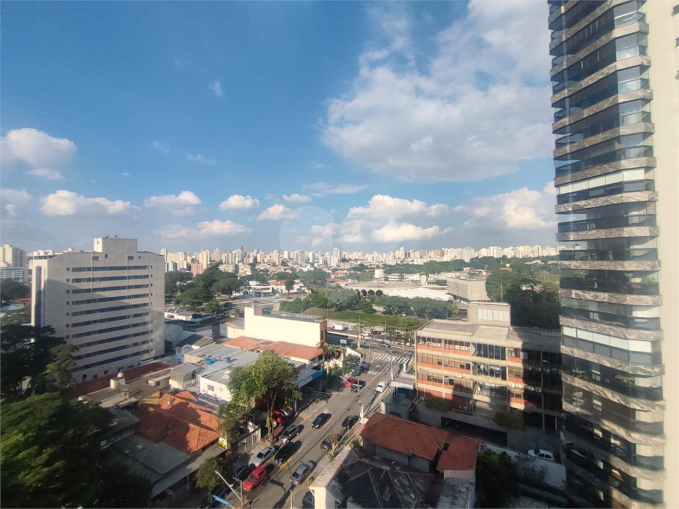 Cobertura à venda com 3 suítes em Vila Nova Conceição, São Paulo, SP
